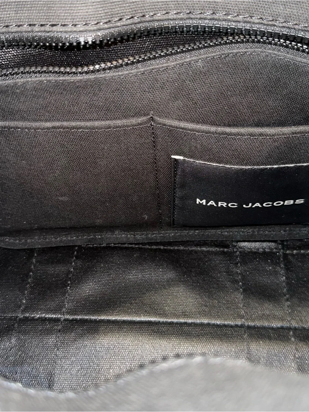 Marc Jacobs The Canvas MEDIUM Tote Bag - Black